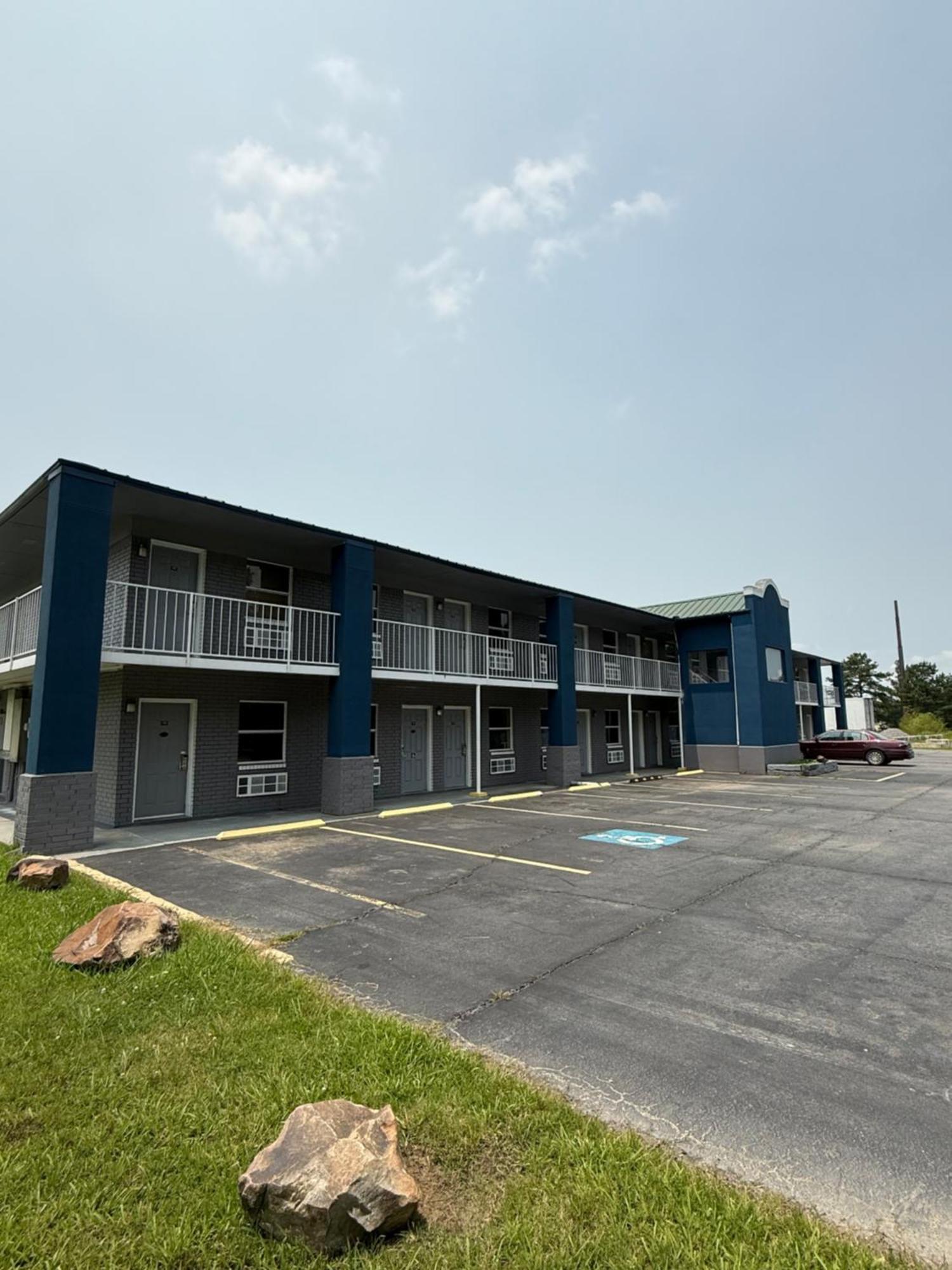 Travel Inn Hazen Exterior foto